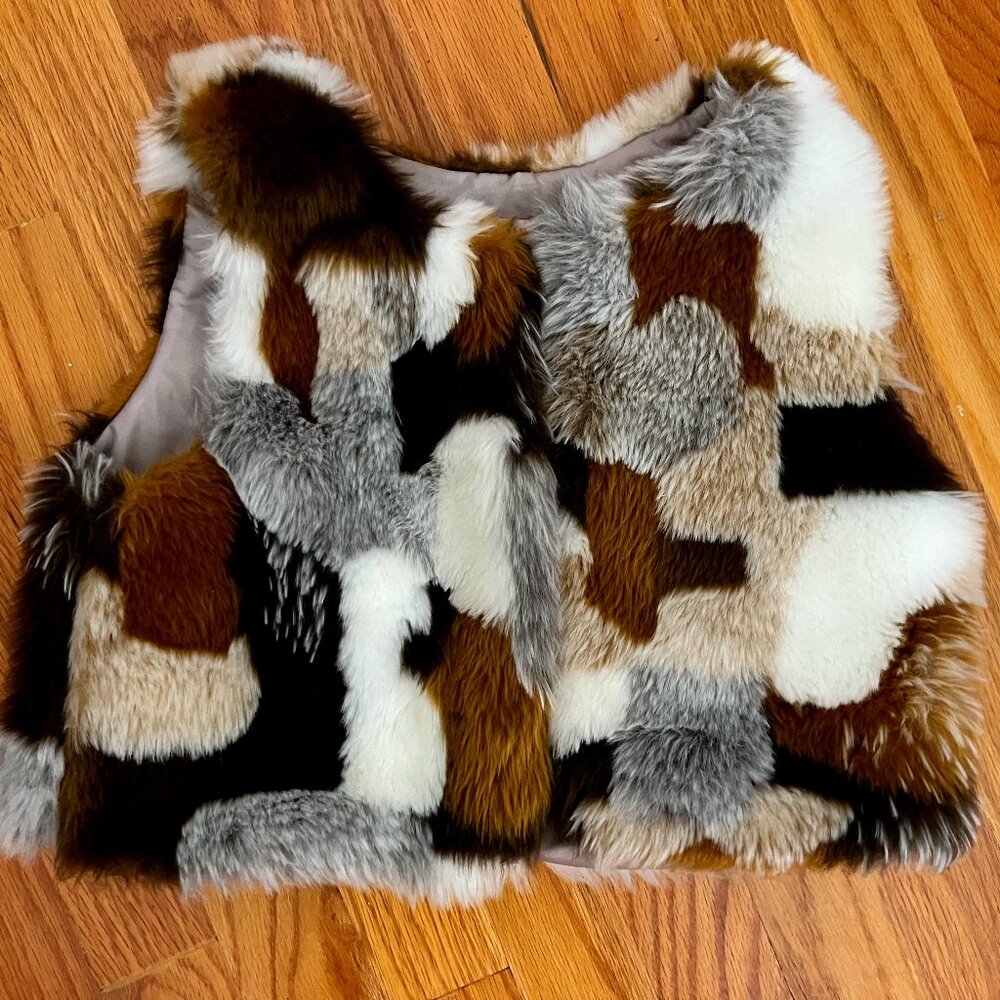 Pink Chicken faux fur vest, size 10-12